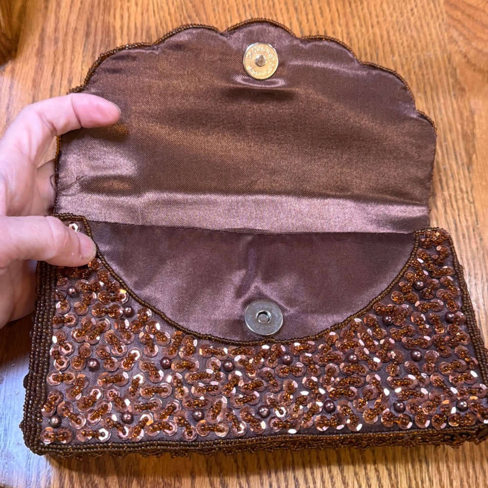 Bijoux Terner Copper Beaded Sequin Evening Clutch Scalloped Flap Brown Bag - Picture 5 of 9